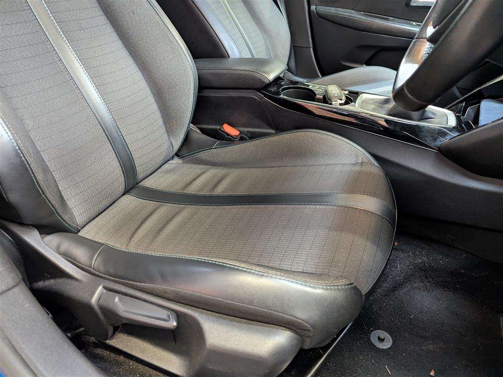 <p>2020 PEUGEOT 208 ALLURE PREMIUM PURETE</p>