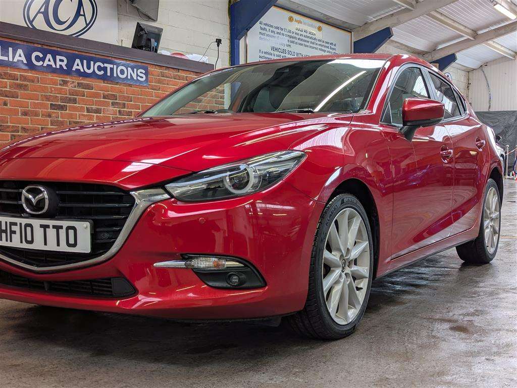 <p>2017 MAZDA 3 SPORT NAV D</p>