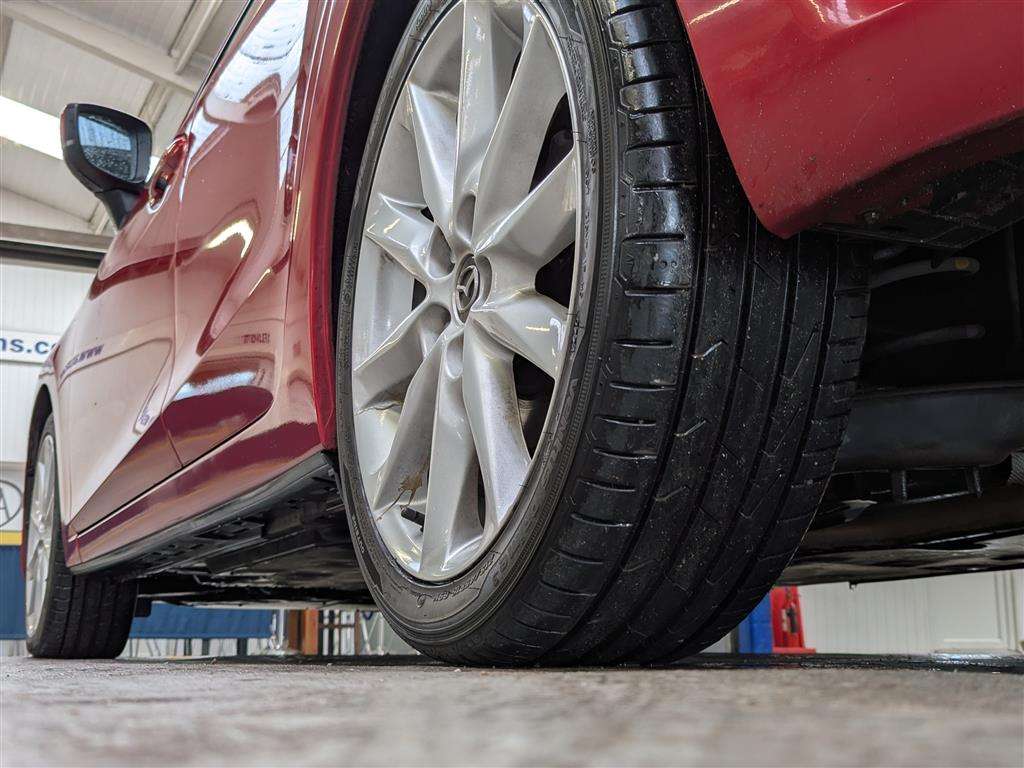 <p>2017 MAZDA 3 SPORT NAV D</p>