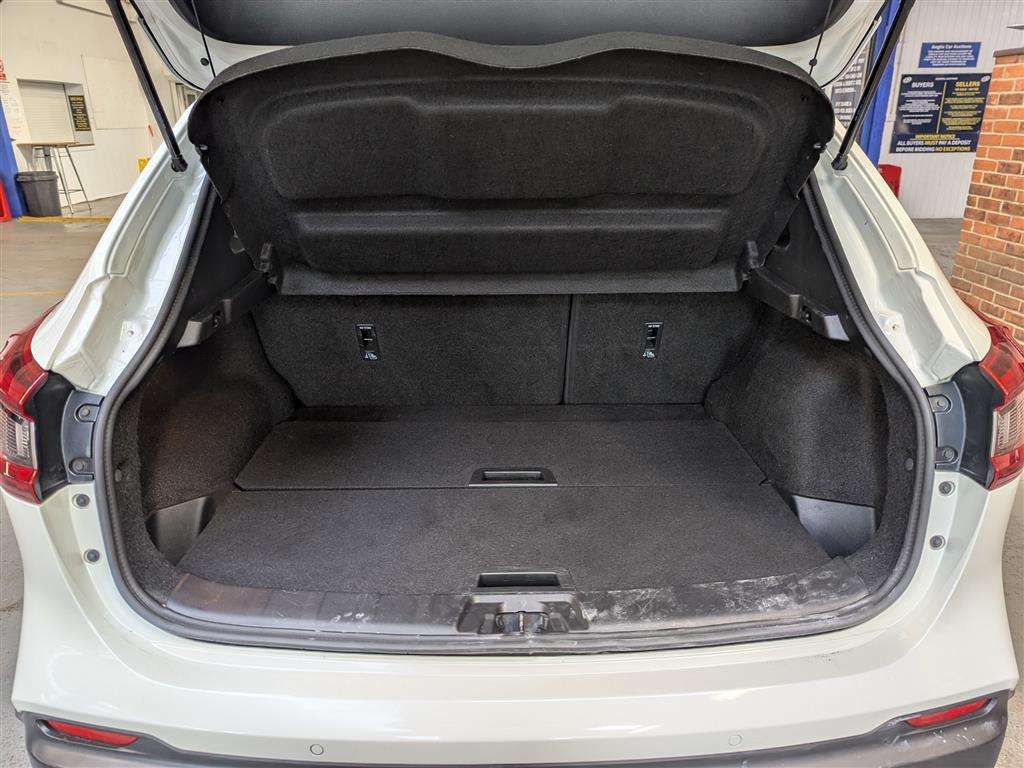 <p>2019 NISSAN QASHQAI TEKNA DCI</p>