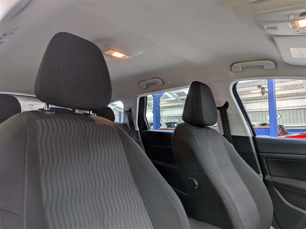 <p>2016 PEUGEOT 308 ACTIVE SW HDI BLUE S/</p>