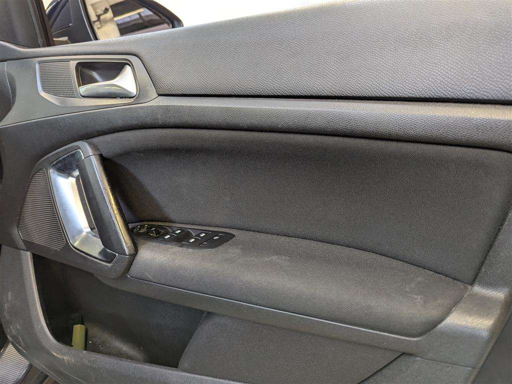 <p>2016 PEUGEOT 308 ACTIVE SW HDI BLUE S/</p>