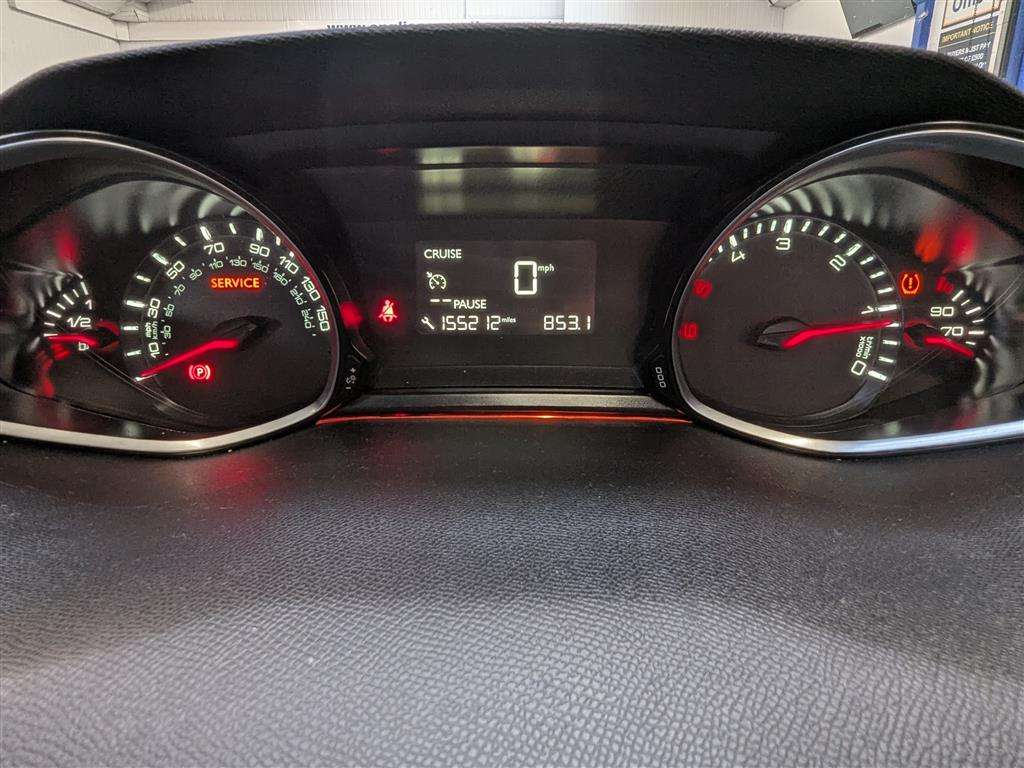 <p>2016 PEUGEOT 308 ACTIVE SW HDI BLUE S/</p>