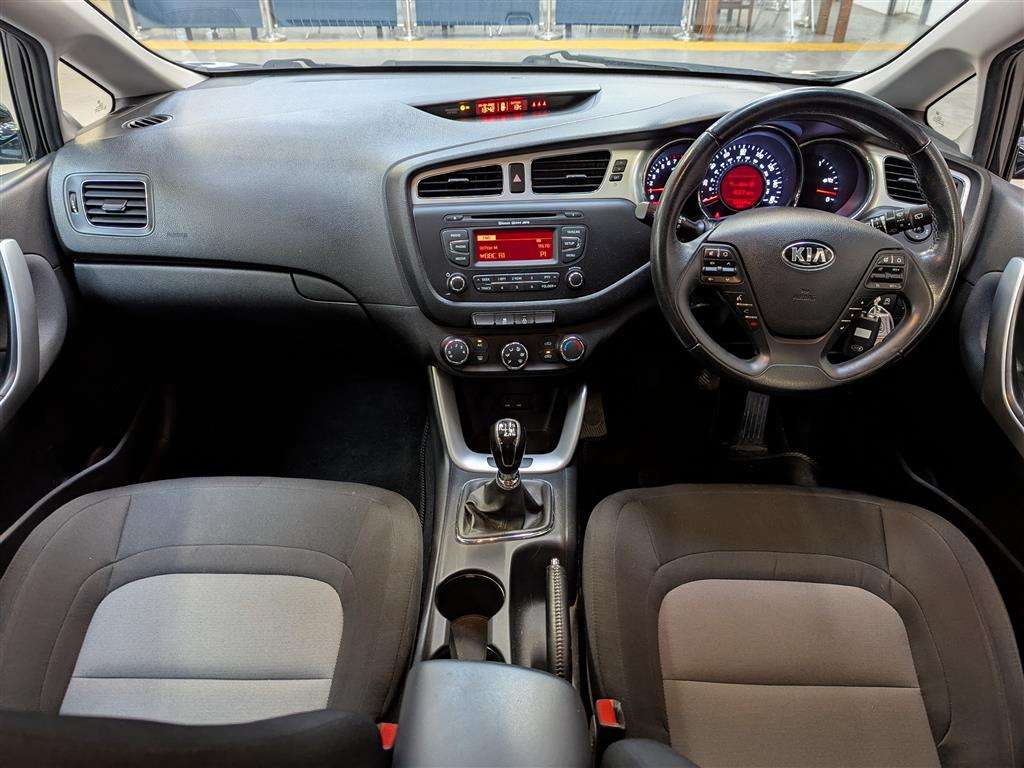 <p>2015 KIA CEED 2 ECODYNAMICS</p>