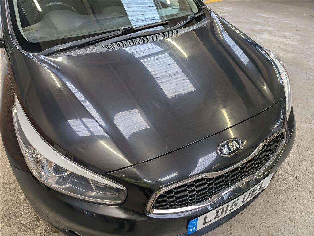 <p>2015 KIA CEED 2 ECODYNAMICS</p>