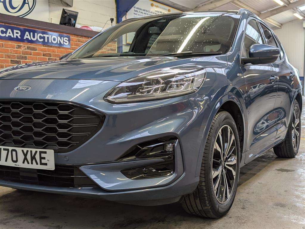 <p>2021 FORD KUGA ST-LINE X ED ECOBLUE</p>