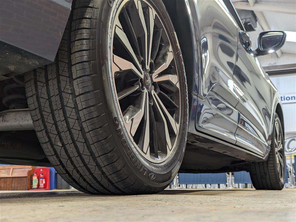 <p>2021 FORD KUGA ST-LINE X ED ECOBLUE</p>