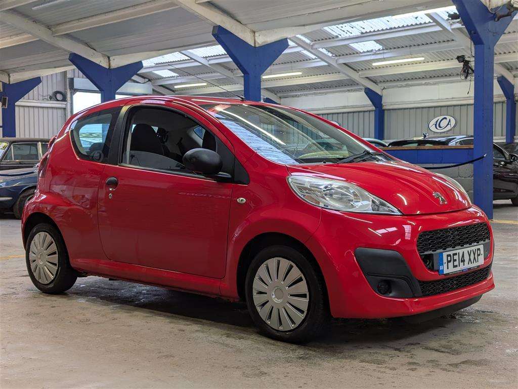 <p>2014 PEUGEOT 107 ACCESS</p>