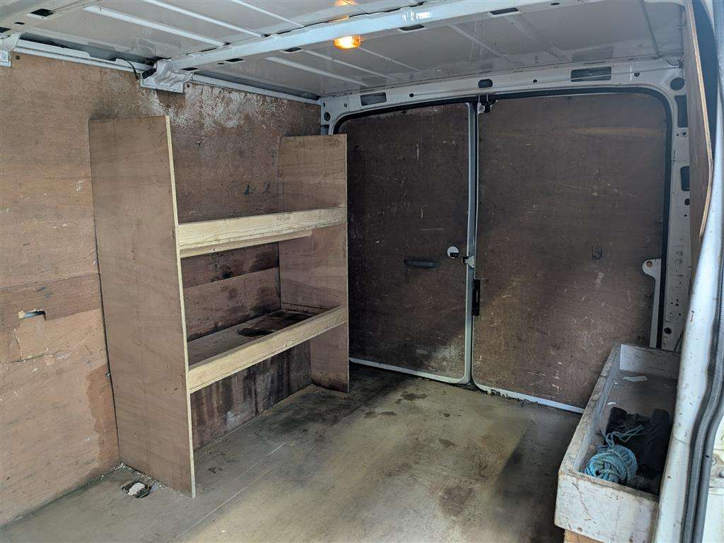 <p>2010 FORD TRANSIT 115 T280S FWD</p>