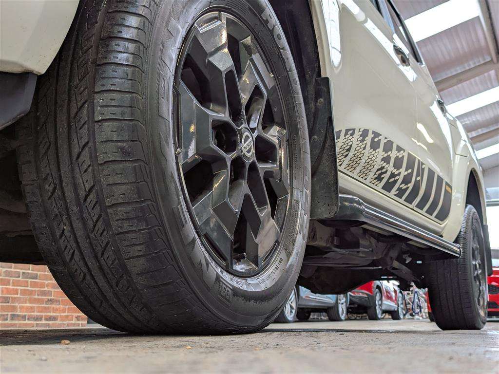 <p>2020 NISSAN NAVARA N-GUARD DCI AUTO</p>