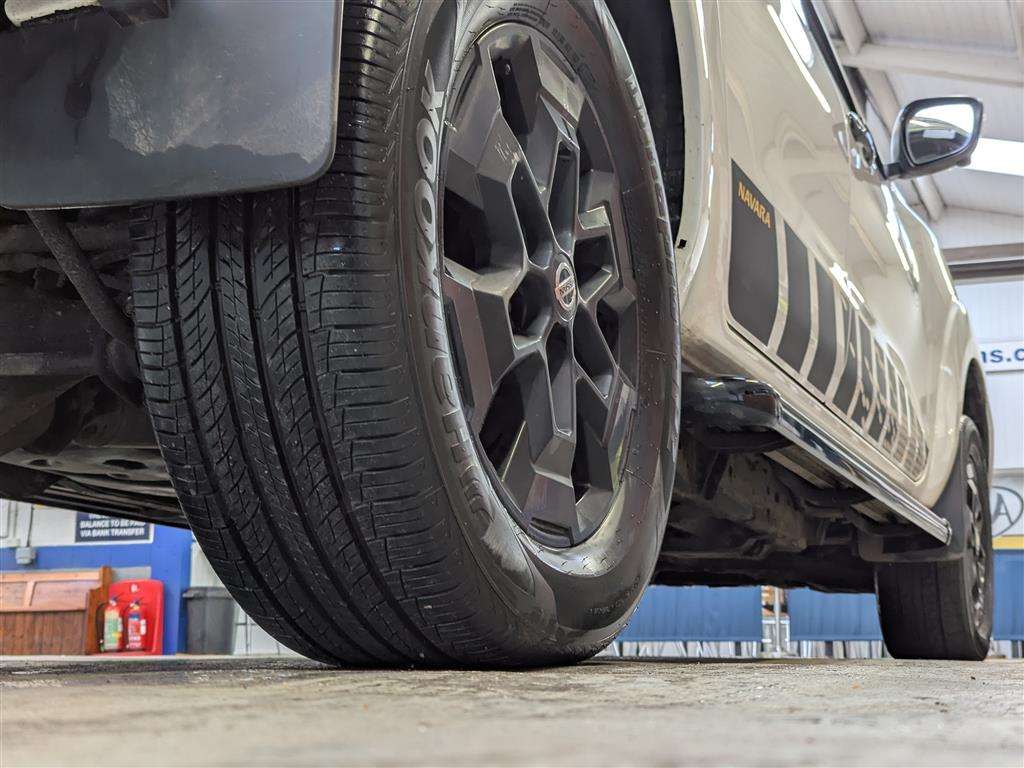 <p>2020 NISSAN NAVARA N-GUARD DCI AUTO</p>