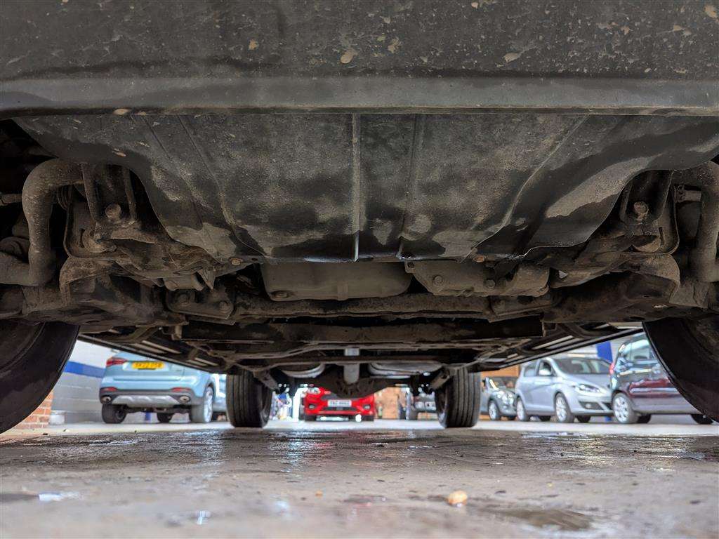 <p>2020 NISSAN NAVARA N-GUARD DCI AUTO</p>