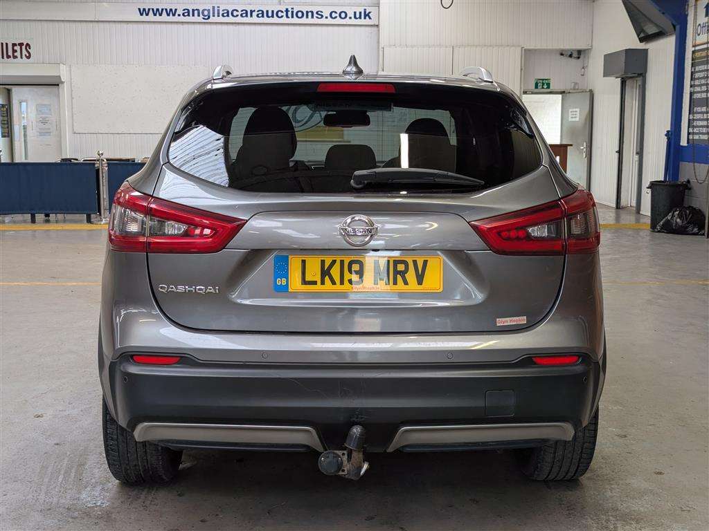 <p>2019 NISSAN QASHQAI N-CONNECTA DIG-T</p>