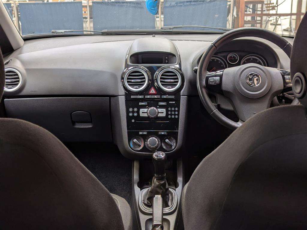 <p>2014 VAUXHALL CORSA BLACK EDITION</p>