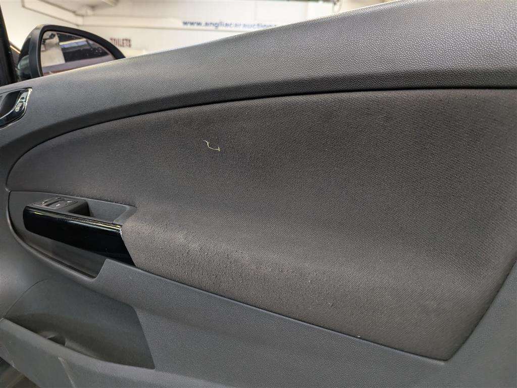 <p>2014 VAUXHALL CORSA BLACK EDITION</p>