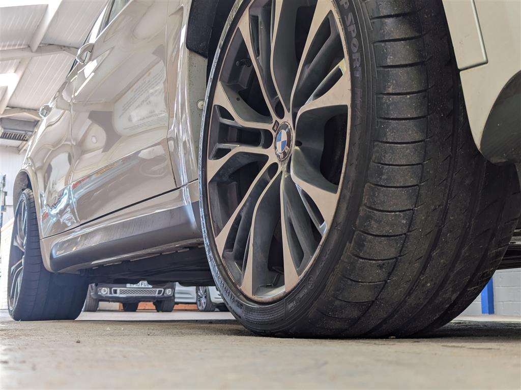 <p>2017 BMW X5 M50D AUTO</p>