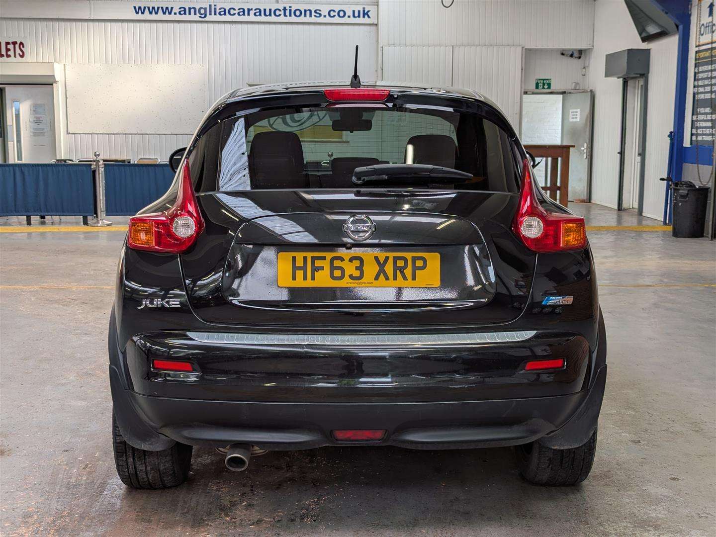 <p>2013 NISSAN JUKE TEKNA DCI</p>