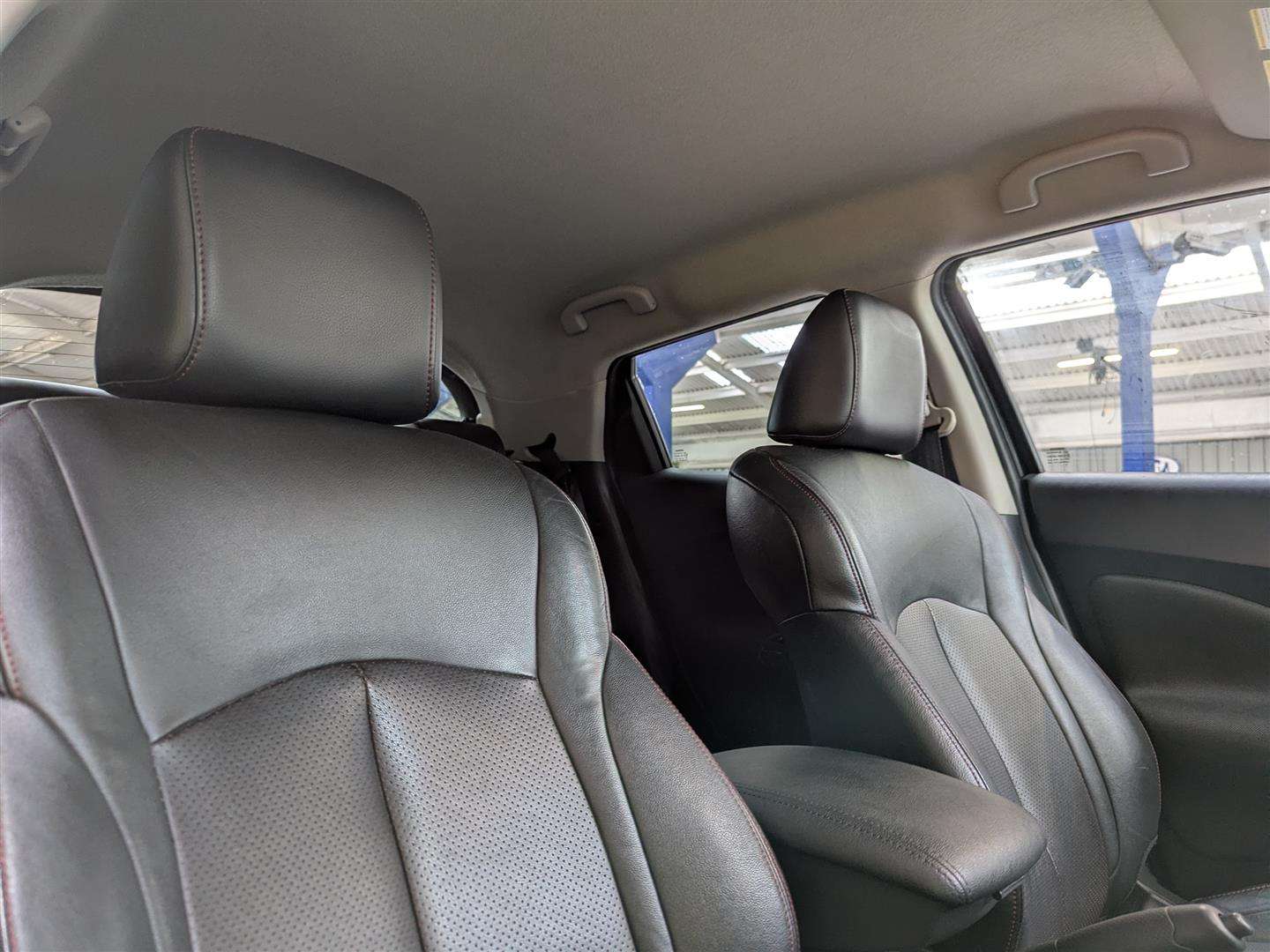 <p>2013 NISSAN JUKE TEKNA DCI</p>