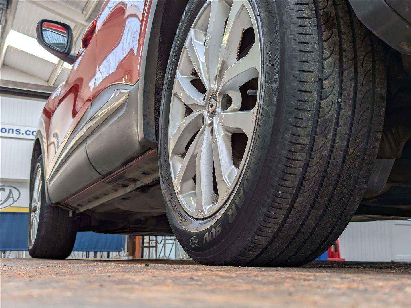 <p>2015 RENAULT KADJAR DYNAMIQUE NAV DCI</p>