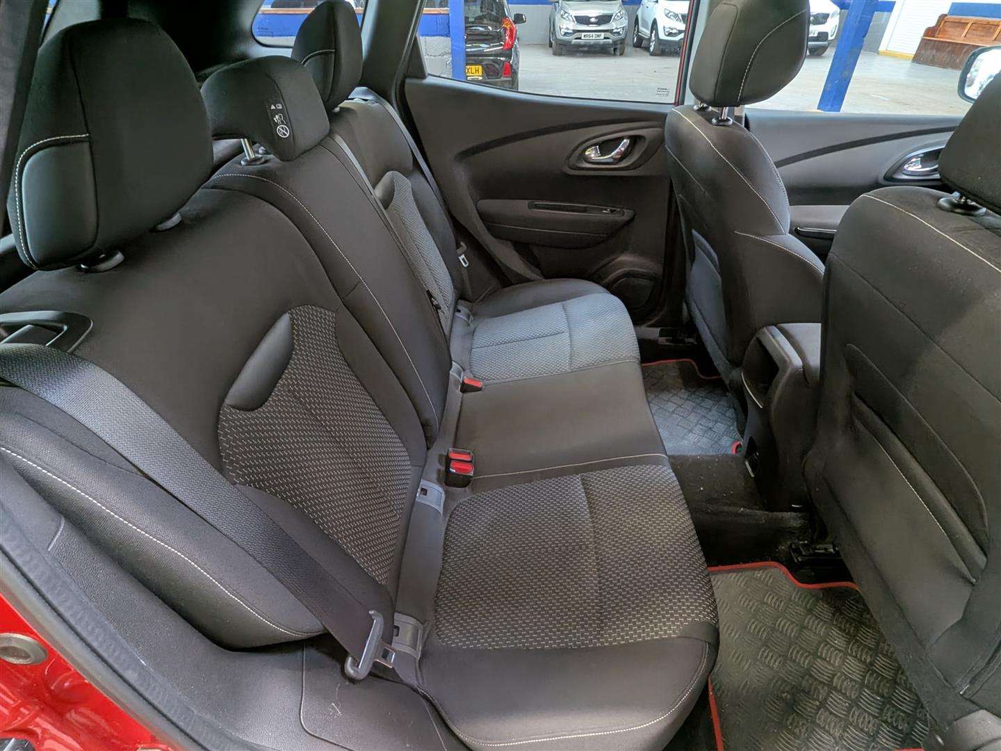 <p>2015 RENAULT KADJAR DYNAMIQUE NAV DCI</p>