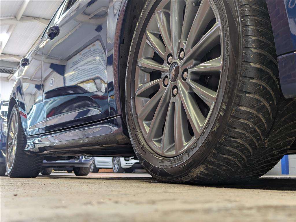 <p>2018 FORD FOCUS ST-LINE</p>