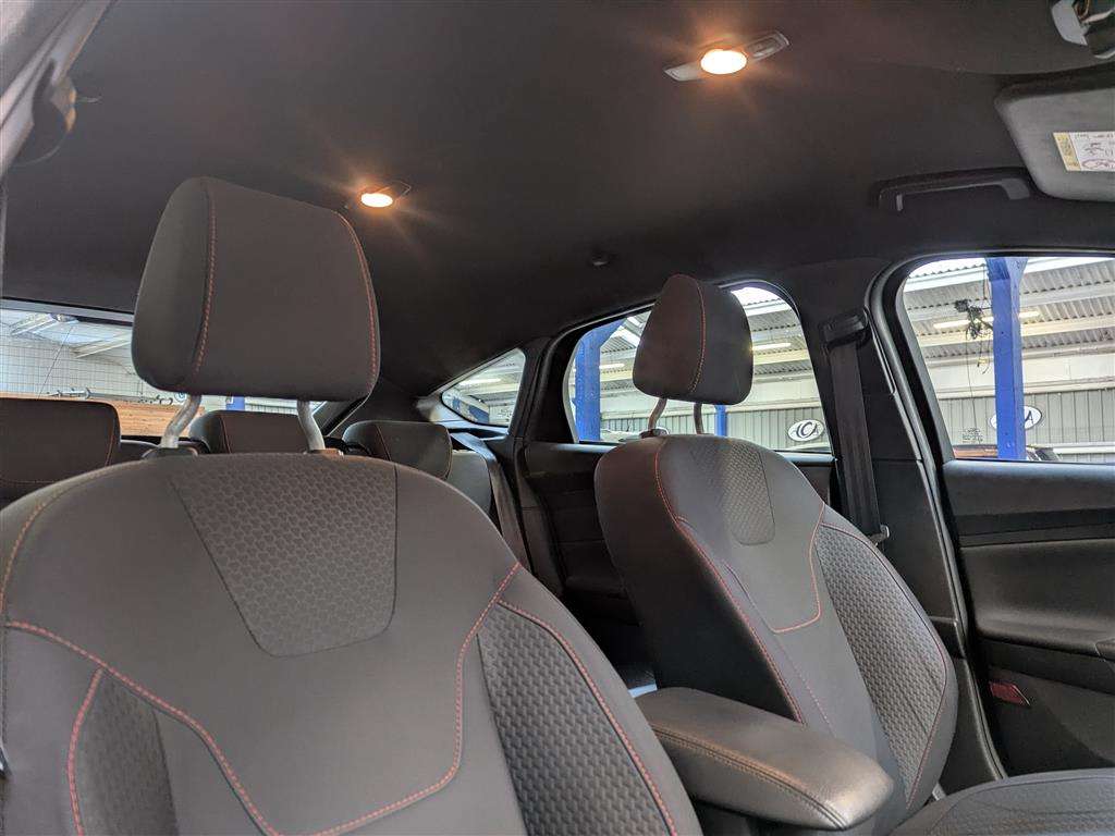 <p>2018 FORD FOCUS ST-LINE</p>