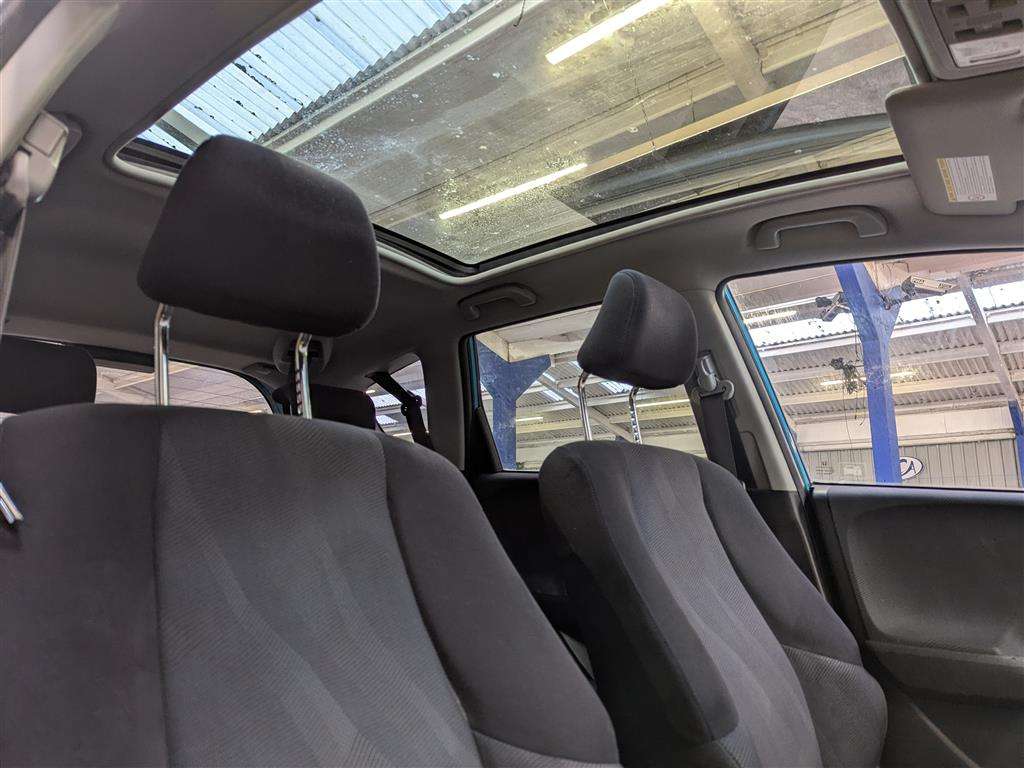 <p>2010 HONDA JAZZ I-VTEC EX</p>