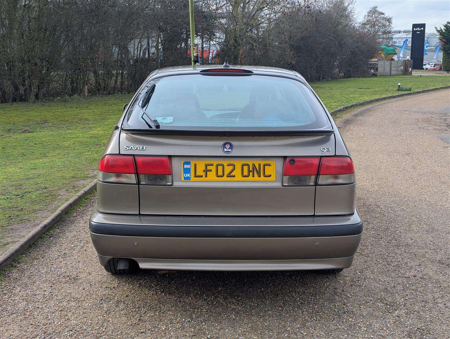 <p>2002 SAAB 9-3</p>