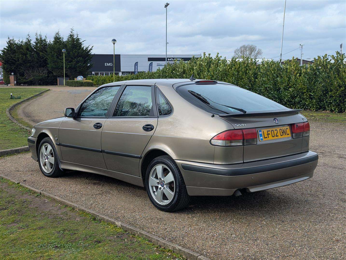 <p>2002 SAAB 9-3</p>