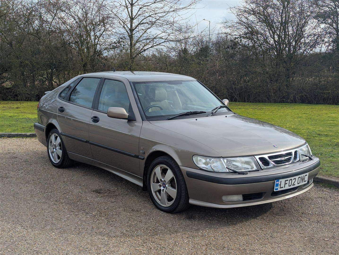 <p>2002 SAAB 9-3</p>