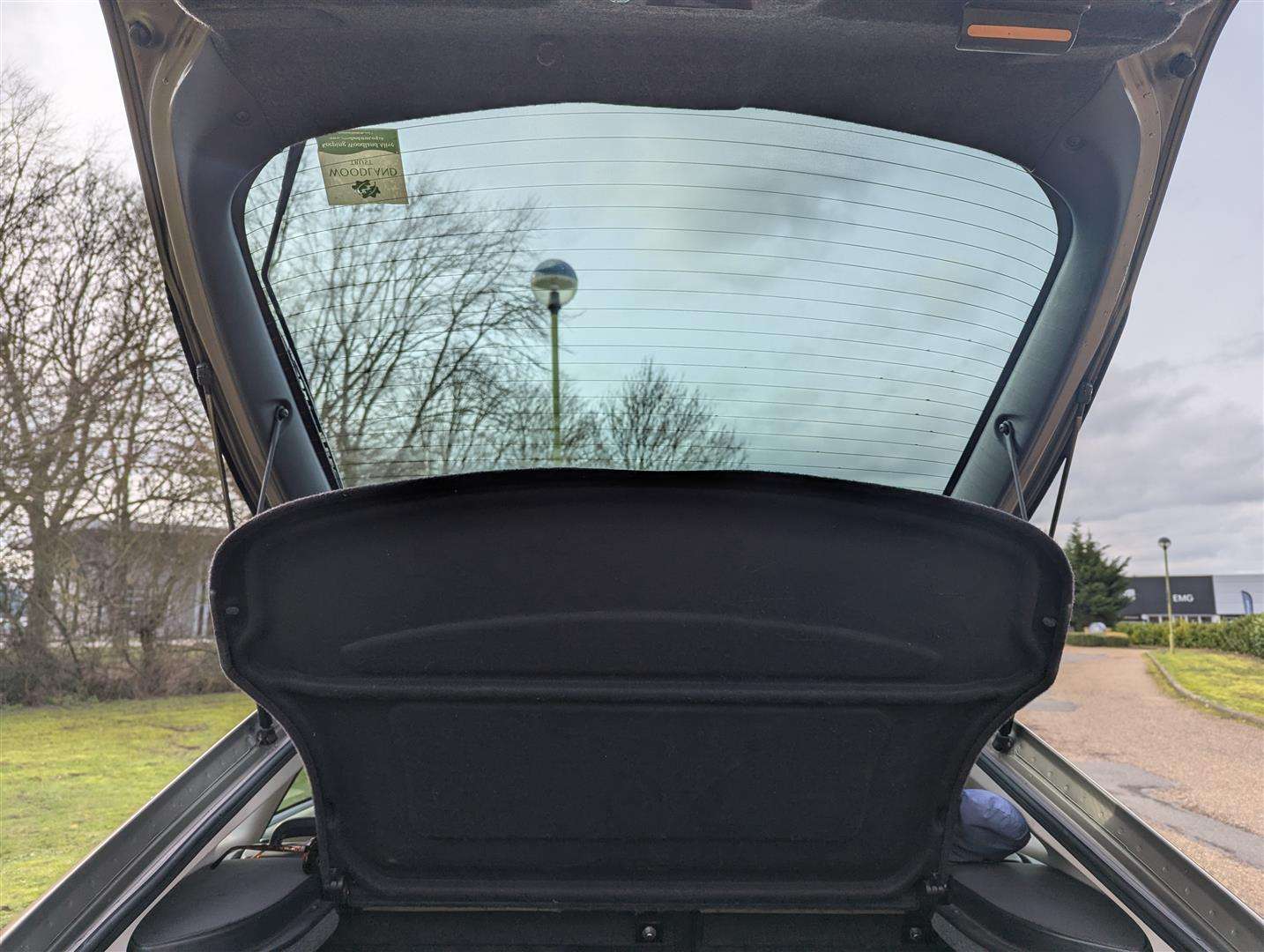 <p>2002 SAAB 9-3</p>