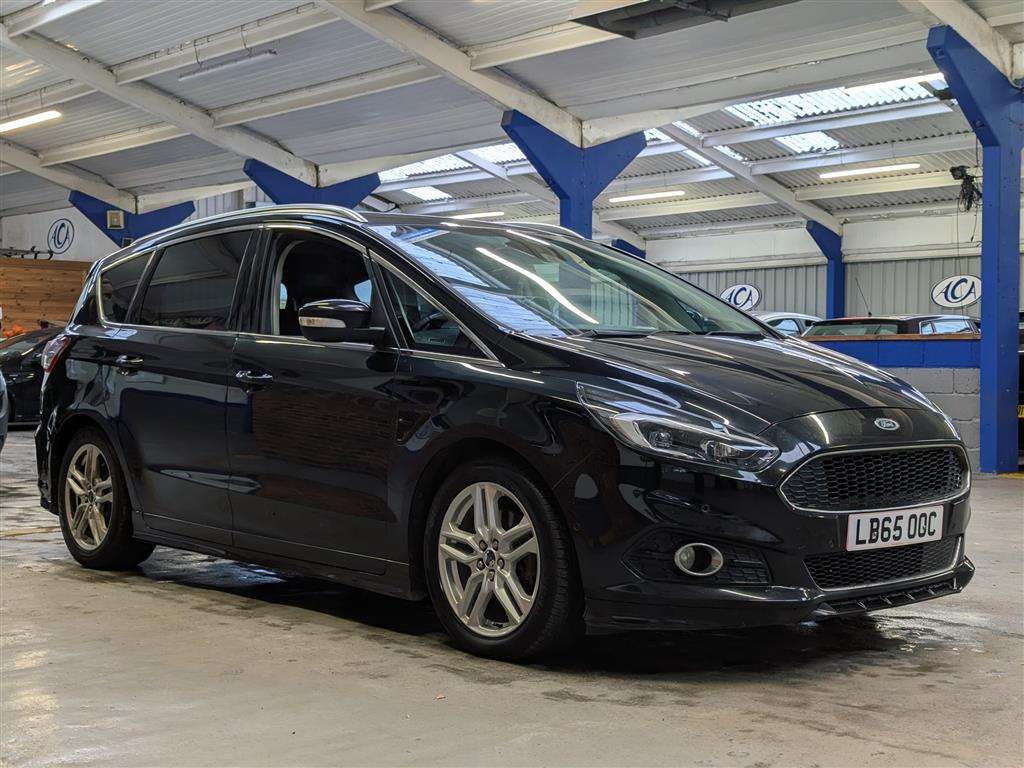 <p>2016 FORD S-MAX TITANIUM SPORT TDCI</p>
