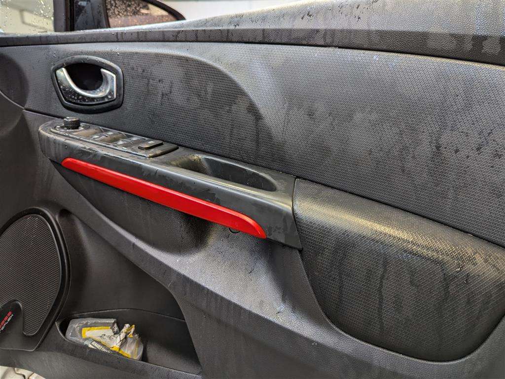 <p>2016 RENAULT CLIO RENAULTSPORT NAV LUX</p>