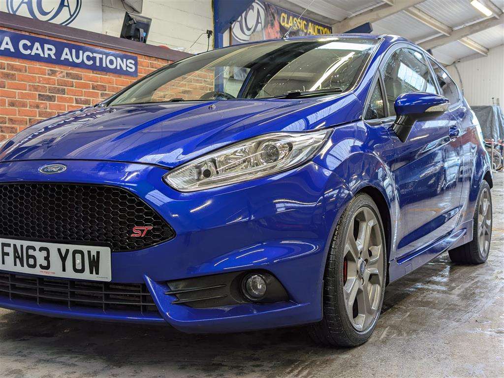 <p>2013 FORD FIESTA ST-2 TURBO</p>