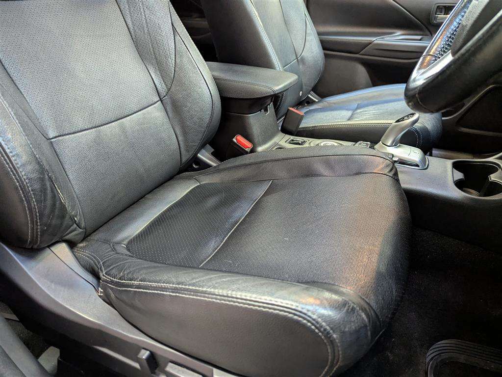 <p>2015 MITSUBISHI OUTLANDER GX 4H PHEV AUTO</p>