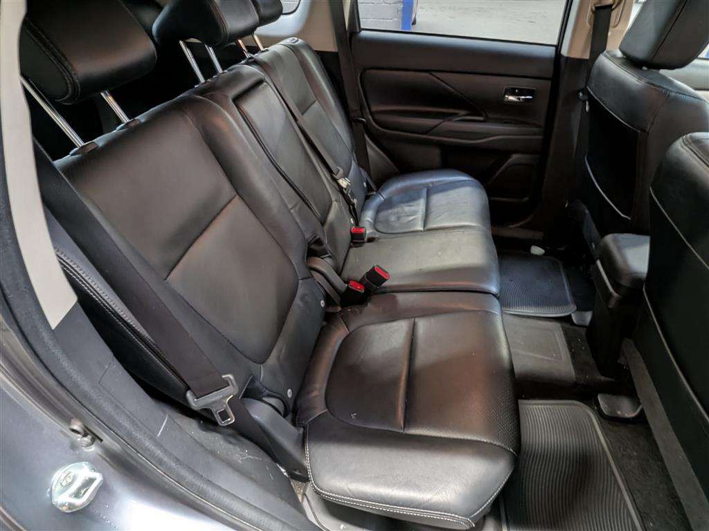 <p>2015 MITSUBISHI OUTLANDER GX 4H PHEV AUTO</p>