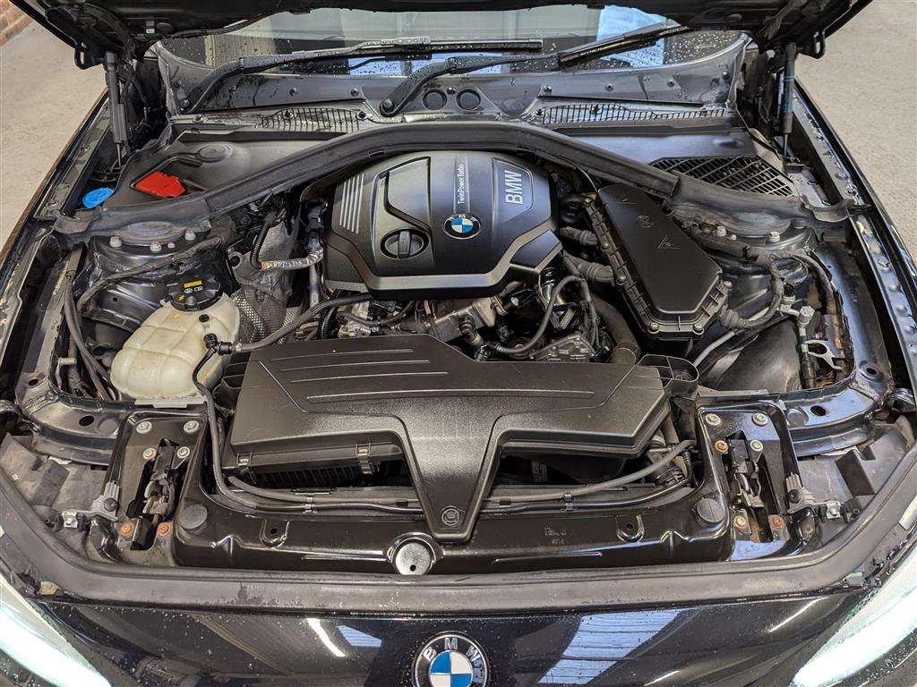 <p>2018 BMW 116D SE BUSINESS</p>