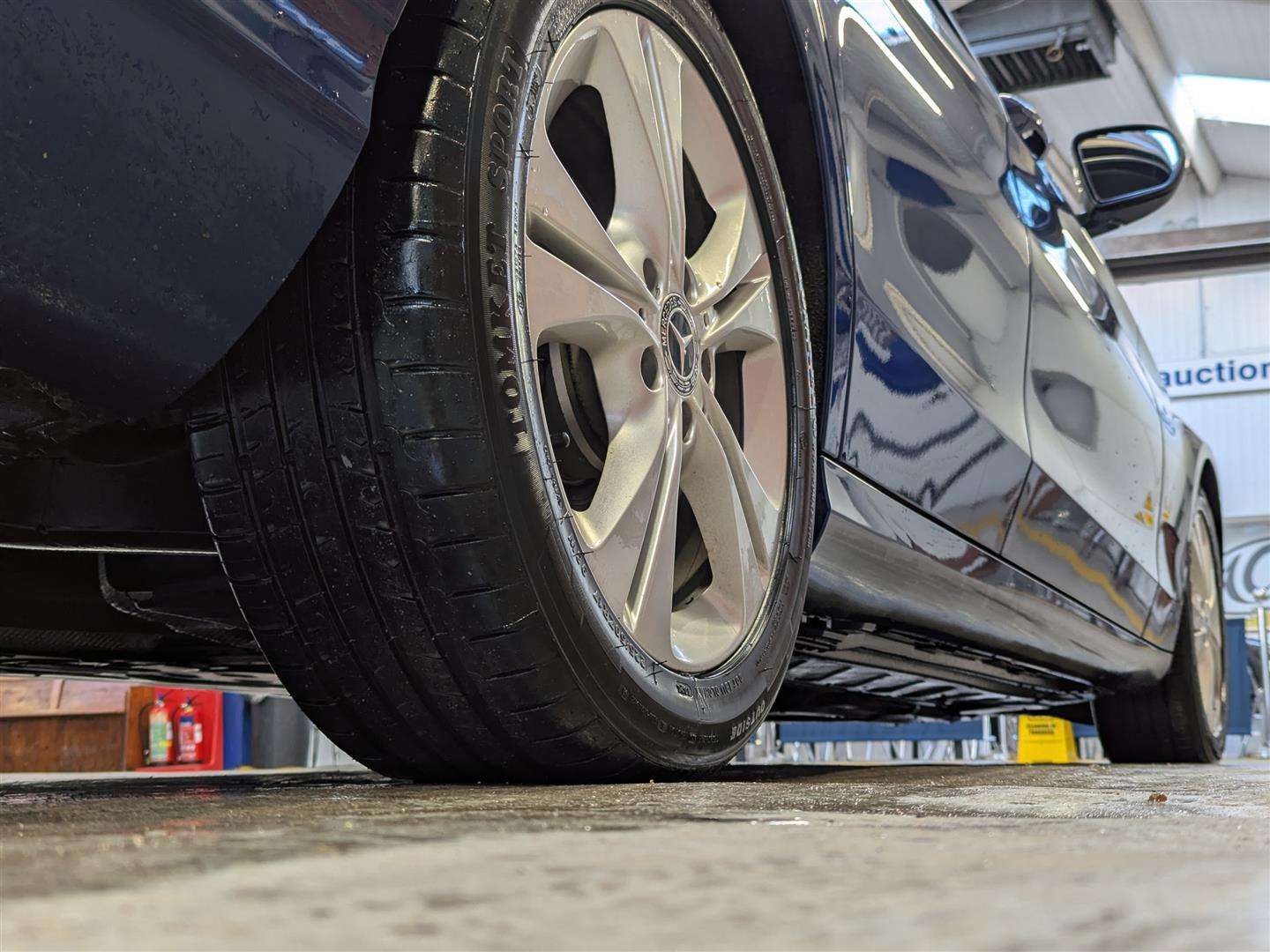 <p>2018 MERCEDES-BENZ C 220 SE EXECUTIVE EDITIO</p>