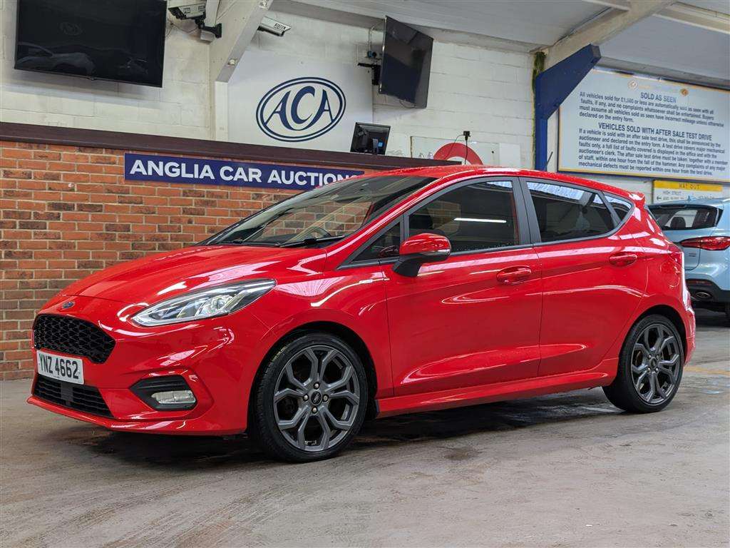 <p>2019 FORD FIESTA ST-LINE X TURBO</p>