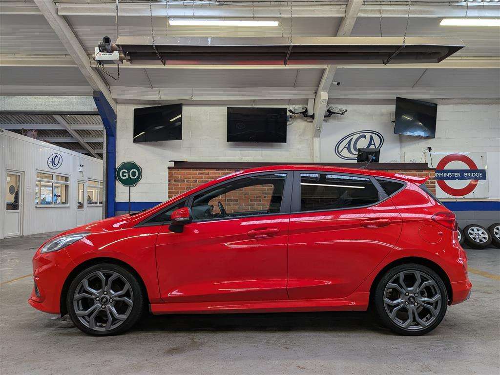 <p>2019 FORD FIESTA ST-LINE X TURBO</p>