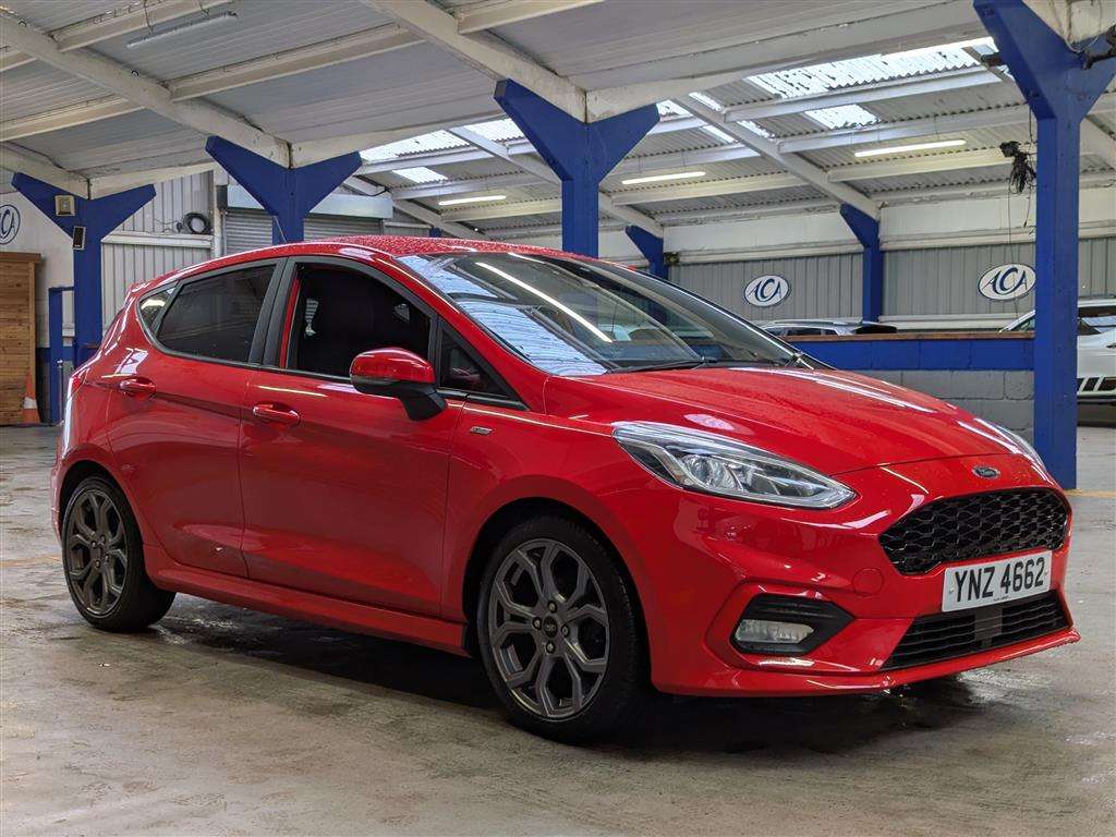 <p>2019 FORD FIESTA ST-LINE X TURBO</p>