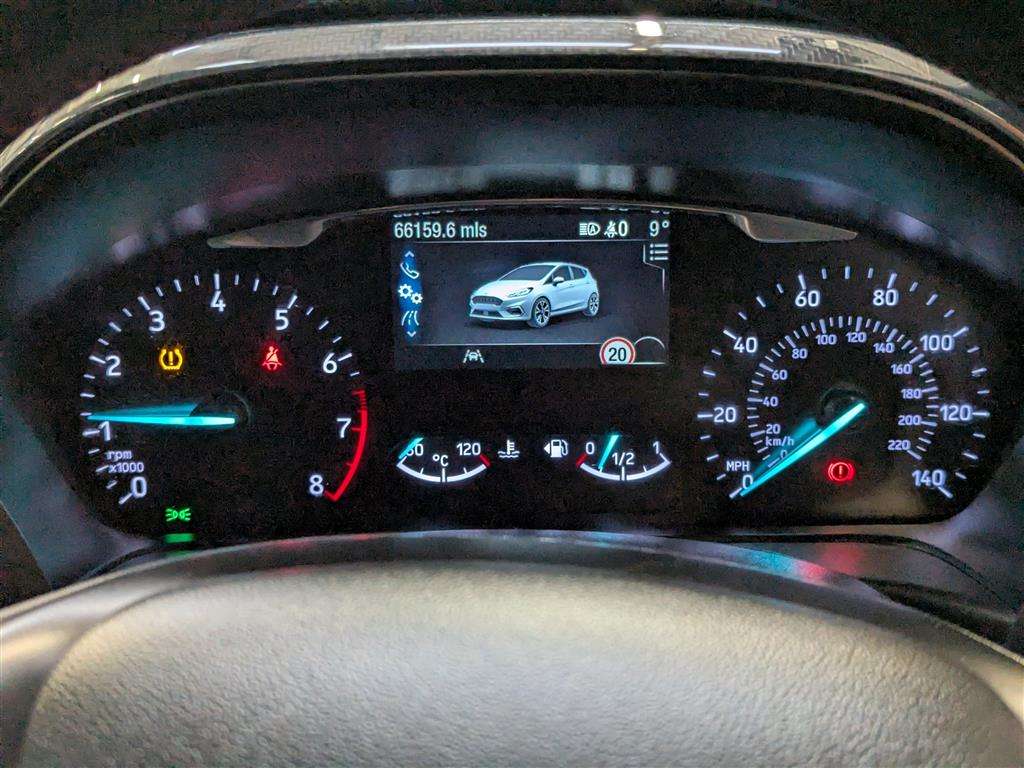 <p>2019 FORD FIESTA ST-LINE X TURBO</p>