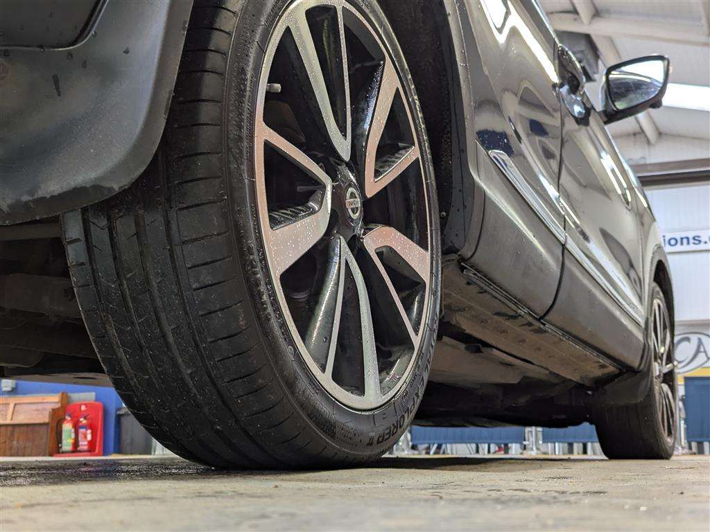 <p>2014 NISSAN QASHQAI PREMIER DCI 4X4</p>