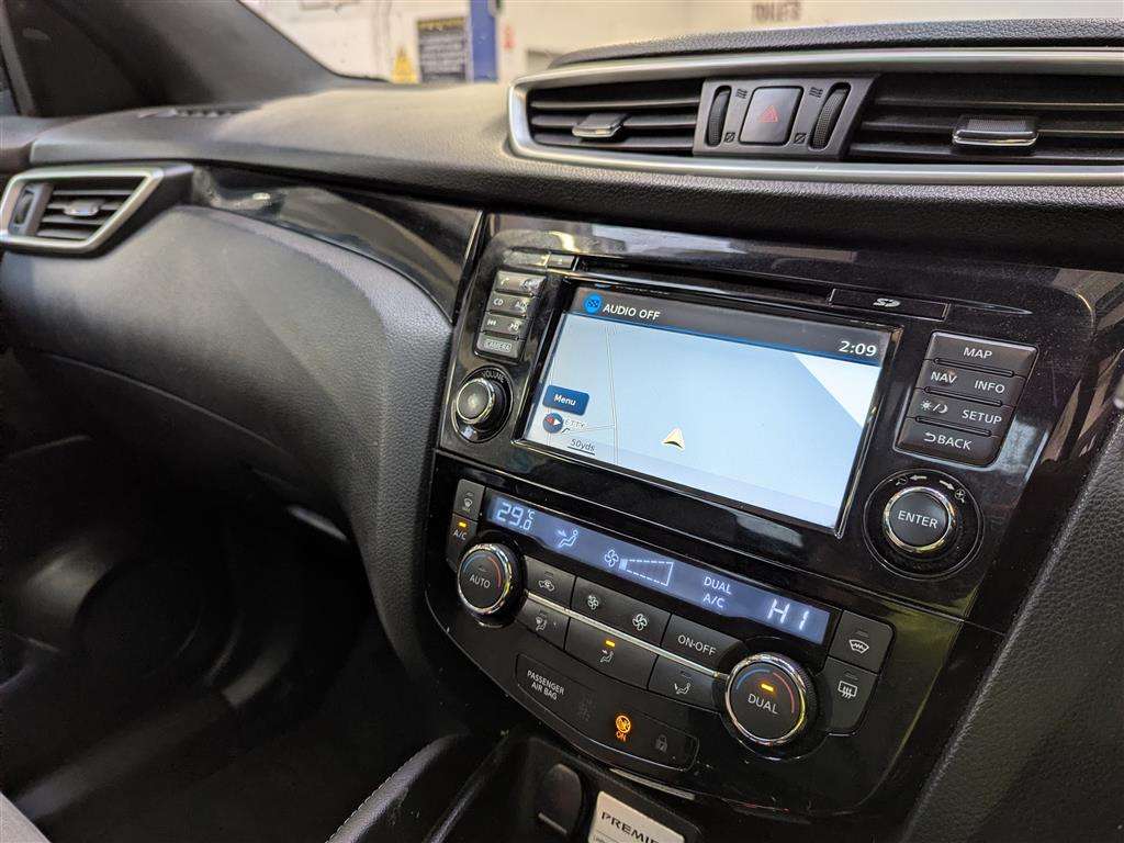 <p>2014 NISSAN QASHQAI PREMIER DCI 4X4</p>