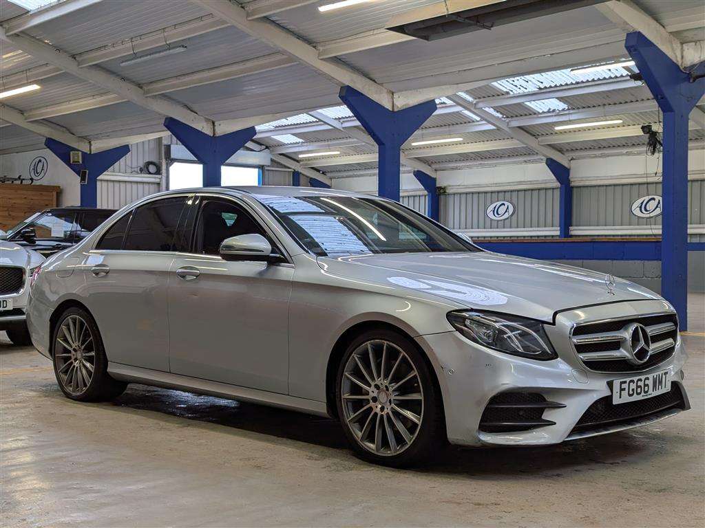 <p>2016 MERCEDES-BENZ E 220 D AMG LINE AUTO</p>