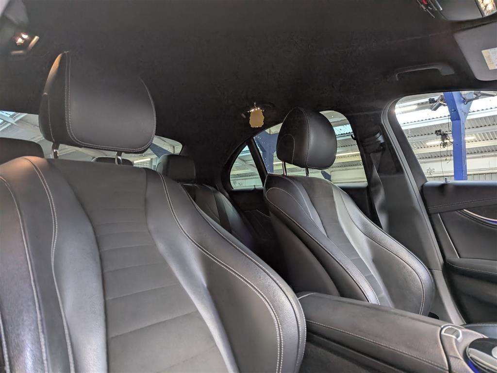 <p>2016 MERCEDES-BENZ E 220 D AMG LINE AUTO</p>