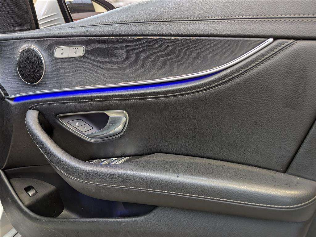 <p>2016 MERCEDES-BENZ E 220 D AMG LINE AUTO</p>