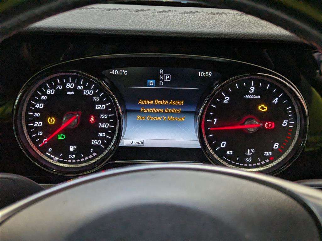 <p>2016 MERCEDES-BENZ E 220 D AMG LINE AUTO</p>