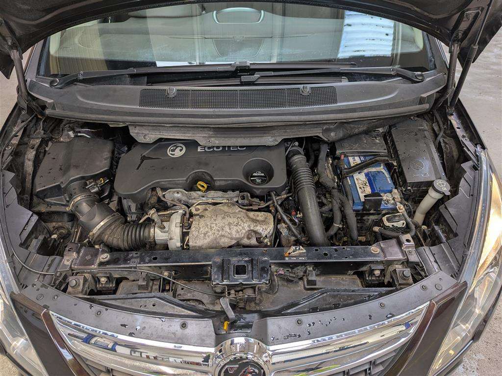 <p>2015 VAUXHALL ZAFIRA TOURER EXCLUSIV CD</p>