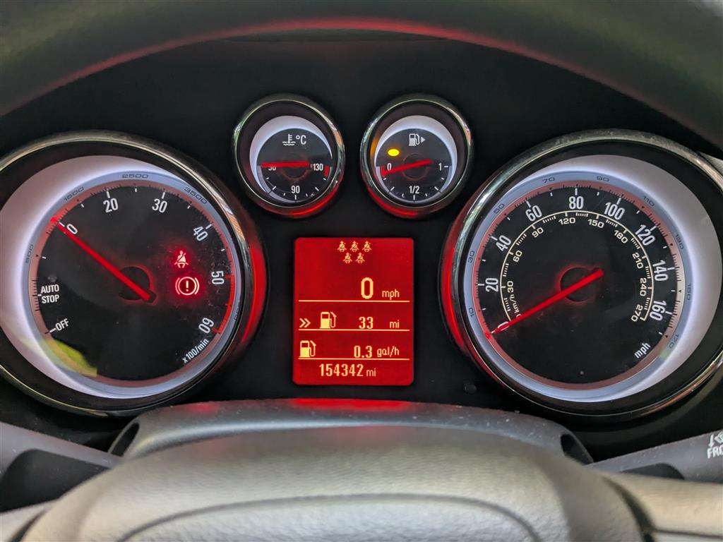 <p>2015 VAUXHALL ZAFIRA TOURER EXCLUSIV CD</p>